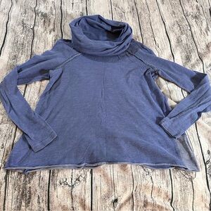 Free People Beach Raw Edge Cowl Neck Sweater; 2 Tone Blue Size ~M